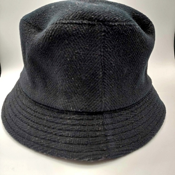 BURBERRY London Black Wool Bucket Hat Medium - Picture 4 of 6